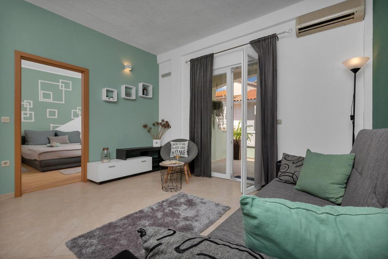 Apartmani Luna บาชกาโวดา ภายนอก รูปภาพ