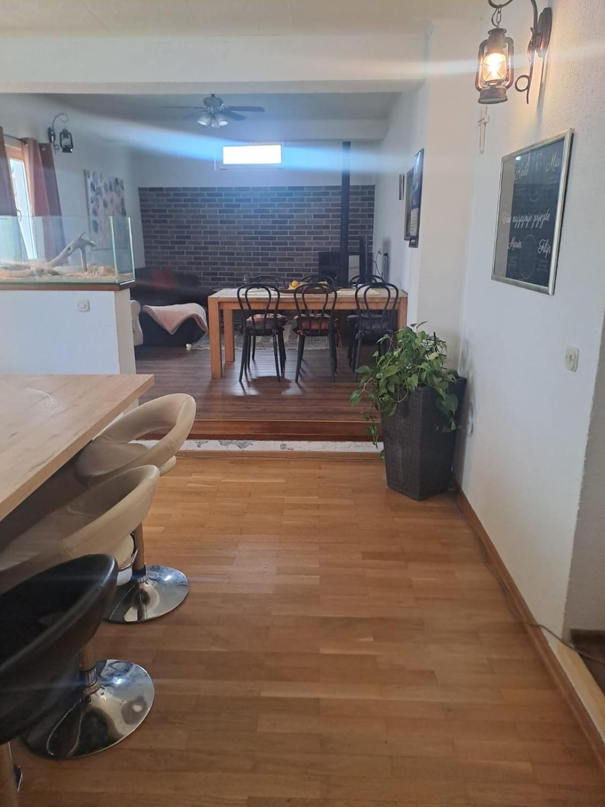 Apartmani Luna บาชกาโวดา ภายนอก รูปภาพ